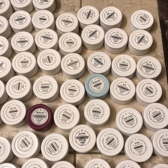 96! COLOURPOP SUPER SHOCK SHADOWS! - Picture 7 of 7